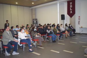 Diplomando Internacional en educación continua junto a la UDLA, Universidad de las Americas en Quito